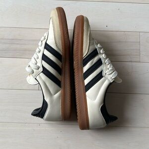 Adidas Women’s Cream and Black Sambas